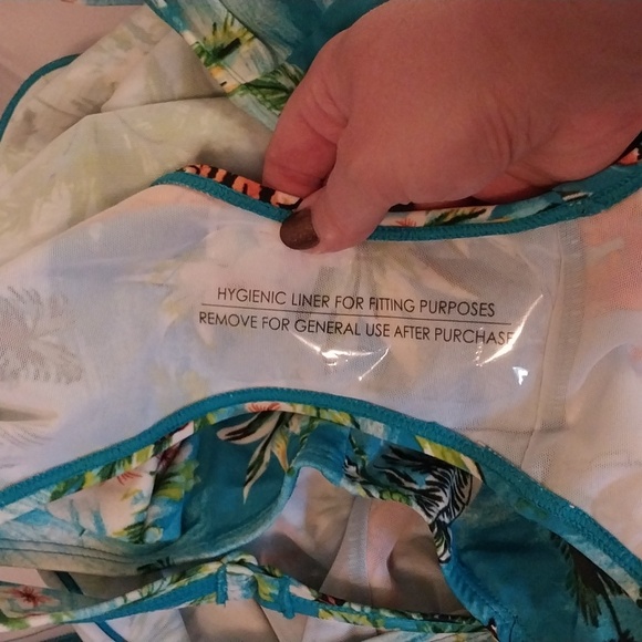 TORRID Retro Wireless Ruched Cup Swim Dress Size 3 - Picture 5 of 8